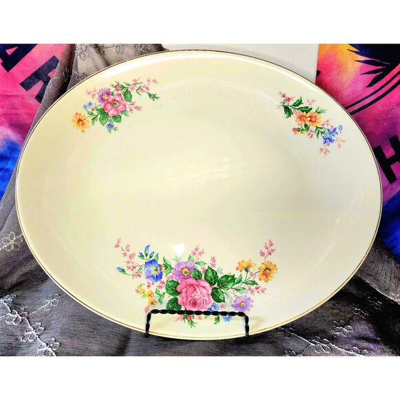 Bavarian LDB Co. Oval Serving Plate, a vintage gem graced - Picture 1 of 3